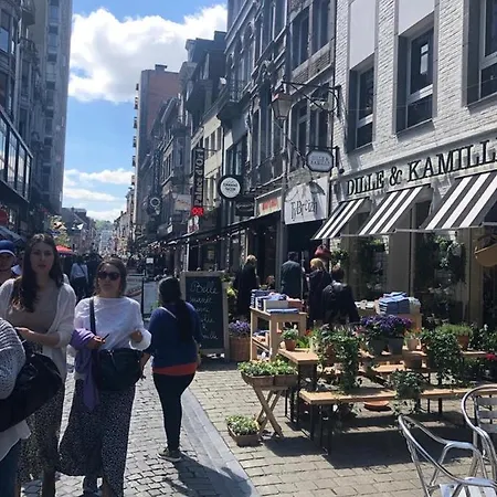 Lägenhet Cozy Dans Le Centre Historique Du Carre *